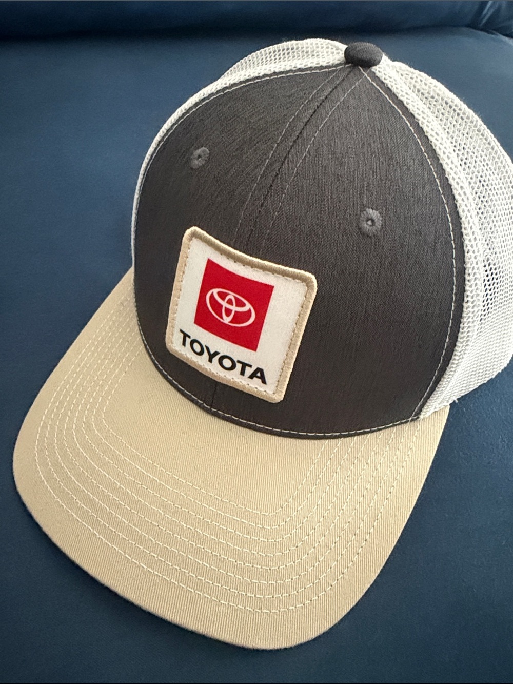 Toyota Men's Two-Tone Trucker Hat - Gray & Tan
